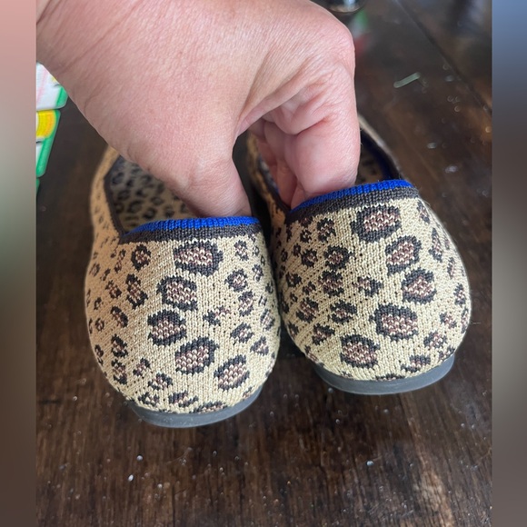 Size 8 Rothy’s Leopard Print Flats - Picture 3 of 4